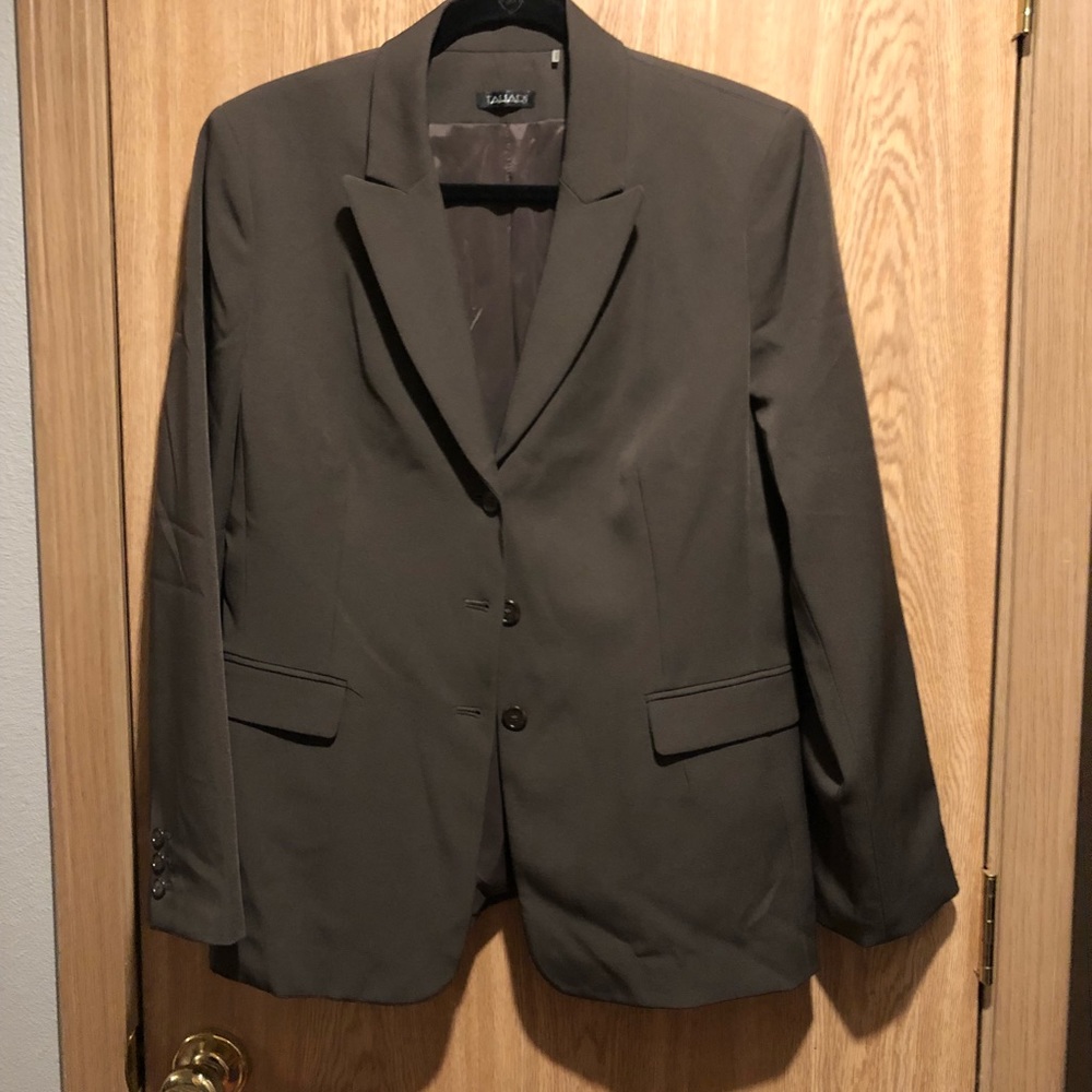 Tahari suit jacket